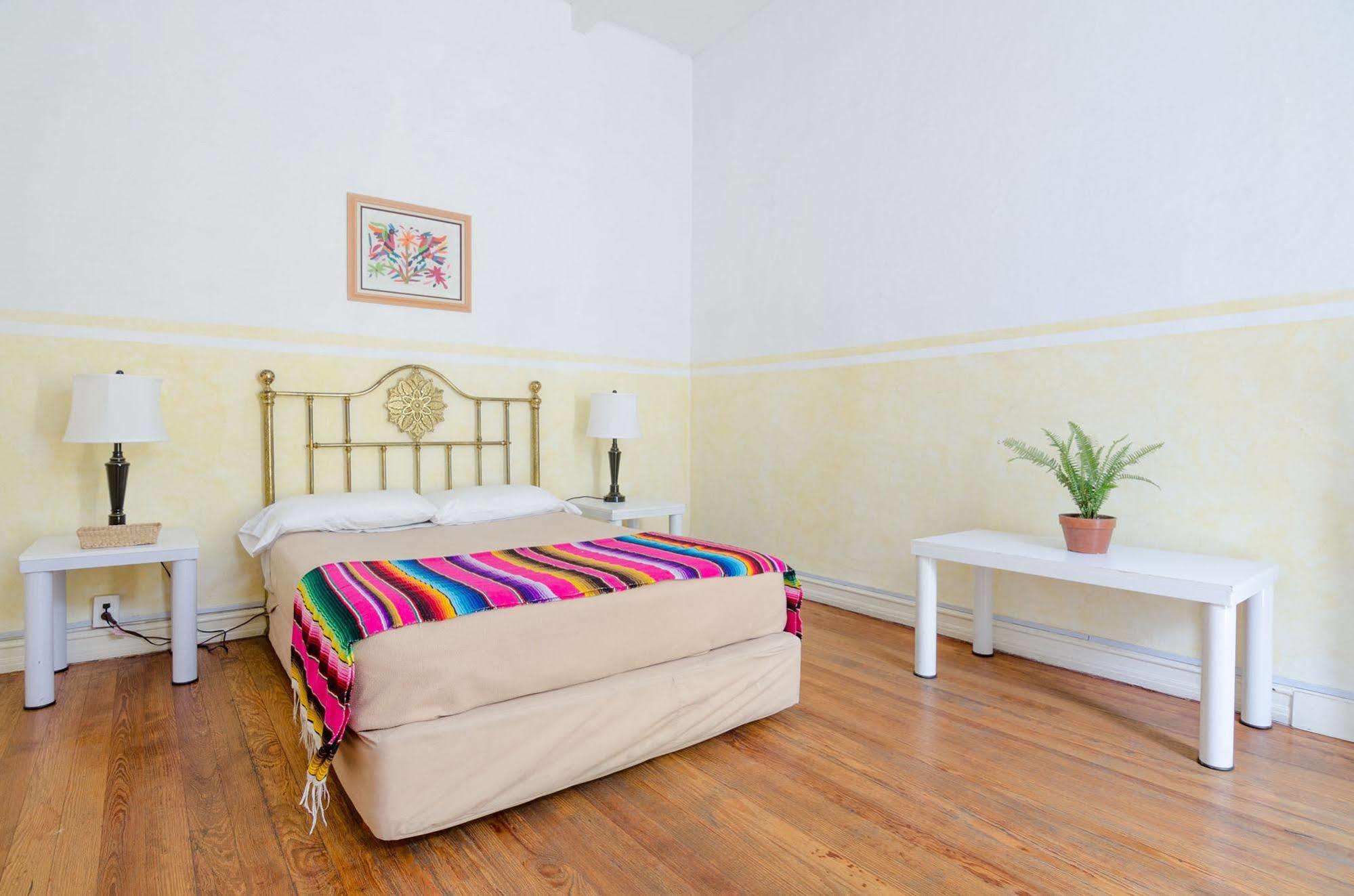 Casa San Ildefonso Hostel เม็กซิโกซิตี้ ภายนอก รูปภาพ